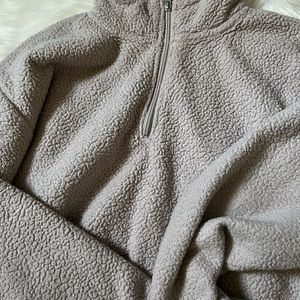 Sherpa sweatshirt